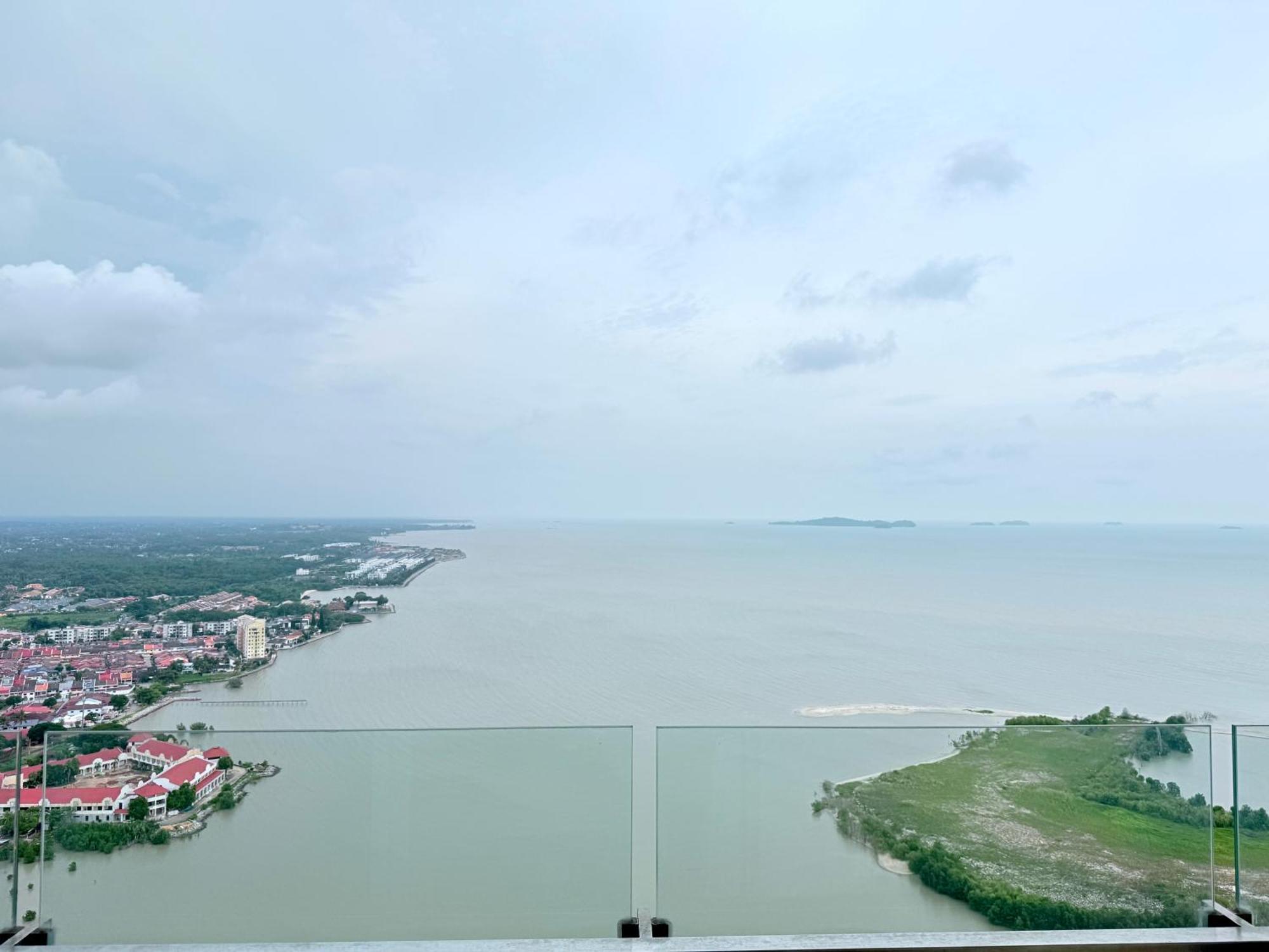 Silverscape * Malacca