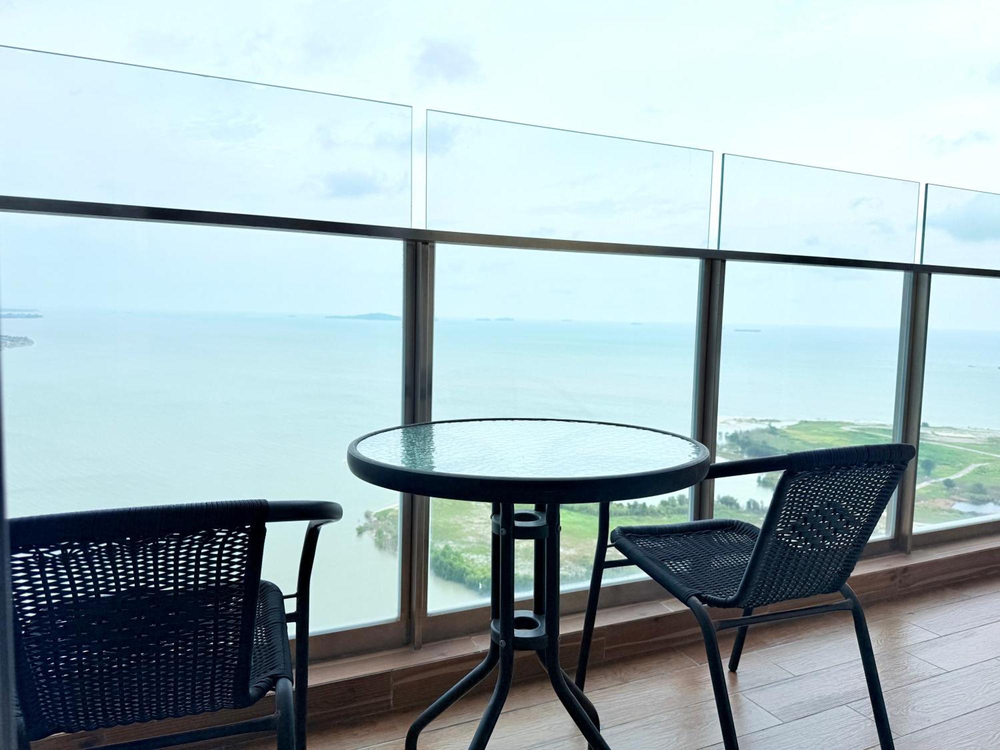 Silverscape * Malacca